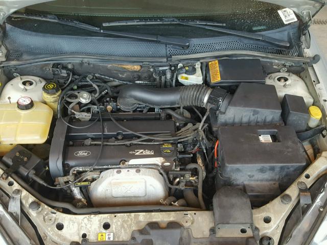 3FAFP373X3R141966 - 2003 FORD FOCUS ZX5 SILVER photo 7