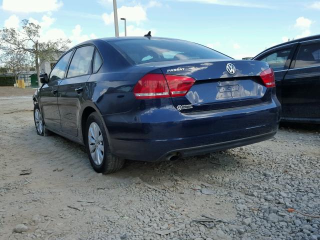 1VWAT7A36FC041623 - 2015 VOLKSWAGEN PASSAT S BLUE photo 3