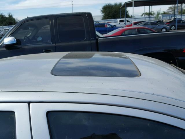 YV1RS64AX42333625 - 2004 VOLVO S60 银色 照片 9