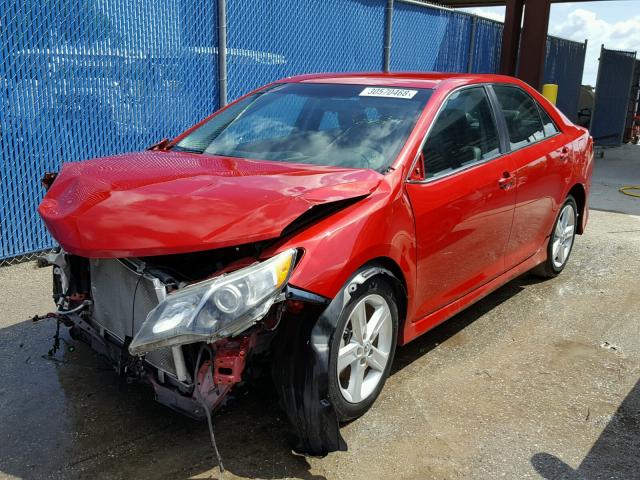 4T1BF1FKXDU717554 - 2013 TOYOTA CAMRY L RED photo 2