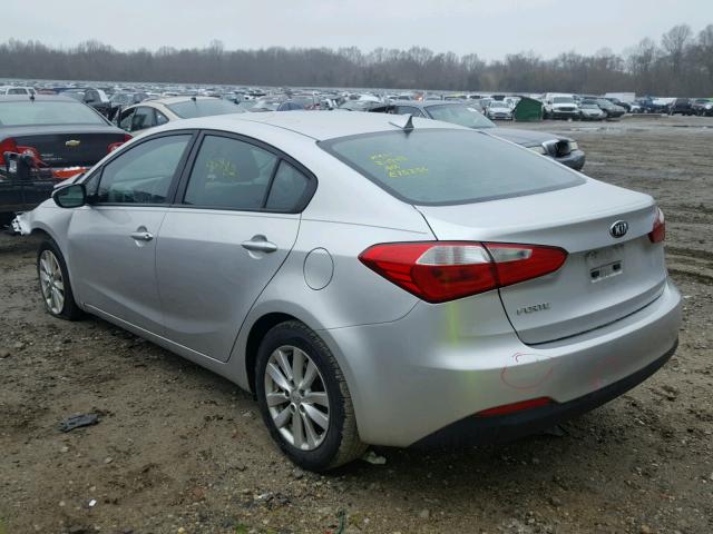 KNAFX4A68F5257738 - 2015 KIA FORTE LX SILVER photo 3