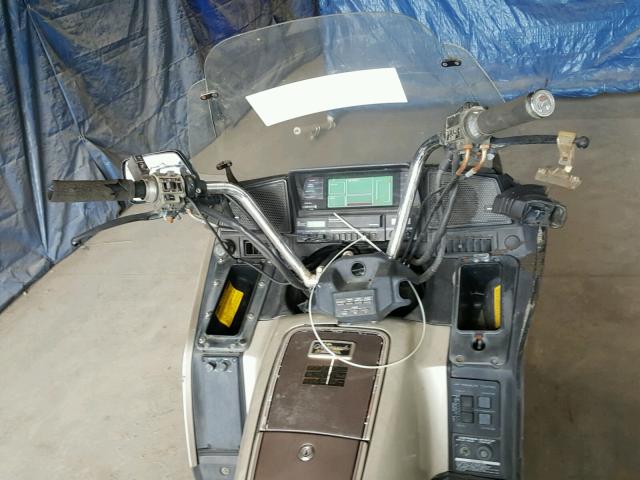 1HFSC1420SA122125 - 1985 HONDA GL1200 A BEIGE photo 5