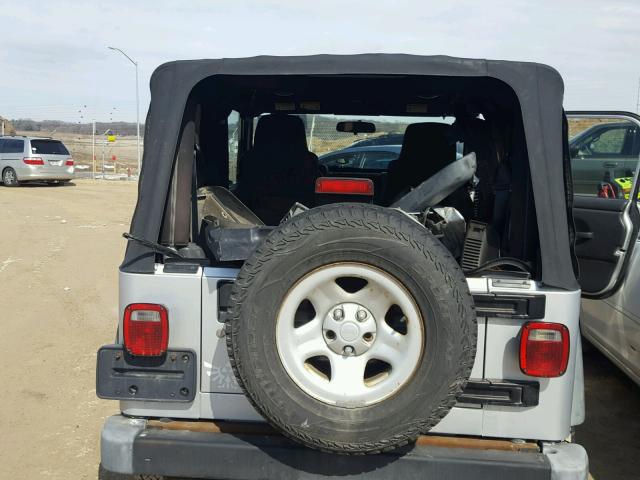 1J4FA49S94P772054 - 2004 JEEP WRANGLER / WHITE photo 6