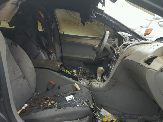 1G1ZB5E19BF297097 - 2011 CHEVROLET MALIBU LS 灰色 照片 5