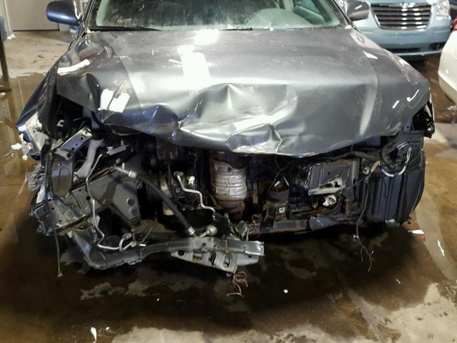 4T4BE46K89R093965 - 2009 TOYOTA CAMRY BASE GRAY photo 9