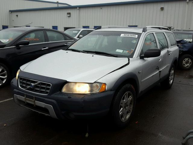 YV4SZ592561231119 - 2006 VOLVO XC70 GRAY photo 2