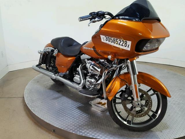 1HD1KTM15FB617540 - 2015 HARLEY-DAVIDSON FLTRXS ROA ORANGE photo 2