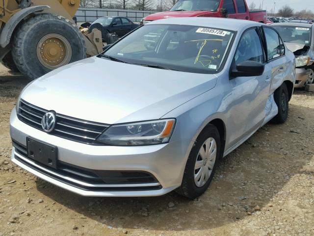 3VW2K7AJ0FM418158 - 2015 VOLKSWAGEN JETTA BASE 银色 照片 2