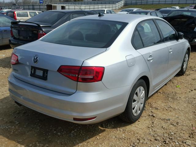 3VW2K7AJ0FM418158 - 2015 VOLKSWAGEN JETTA BASE 银色 照片 4