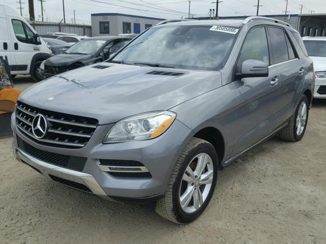 4JGDA5JB0FA514358 - 2015 MERCEDES-BENZ ML 350 GRAY photo 2