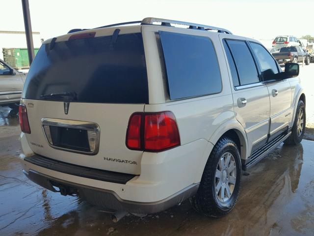5LMFU28R24LJ12714 - 2004 LINCOLN NAVIGATOR Blanc photo 4