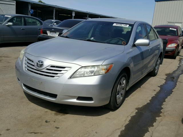 4T4BE46K17R002631 - 2007 TOYOTA CAMRY NEW SILVER photo 2