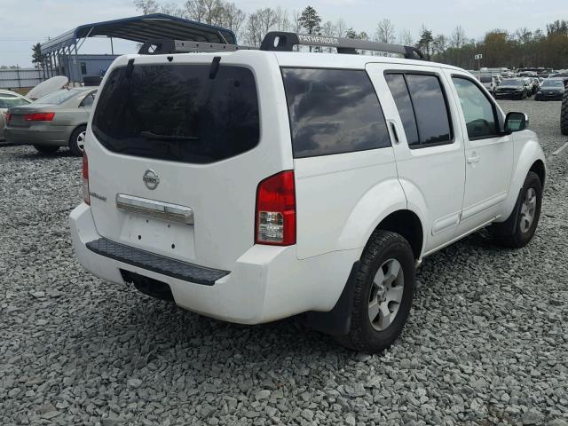 5N1AR18W05C776316 - 2005 NISSAN PATHFINDER WHITE photo 4