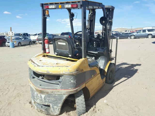 AT3500768 - 2004 CATERPILLAR FORKLIFT YELLOW photo 4