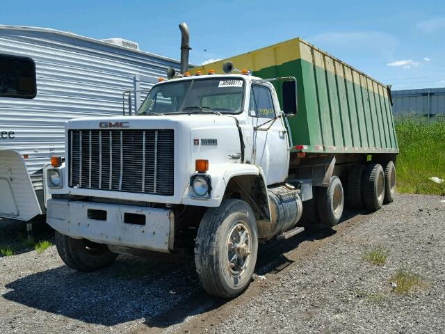 1GDS9C4Z9FV507642 - 1985 GMC J9500 J9C0 WHITE photo 2