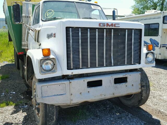 1GDS9C4Z9FV507642 - 1985 GMC J9500 J9C0 WHITE photo 9