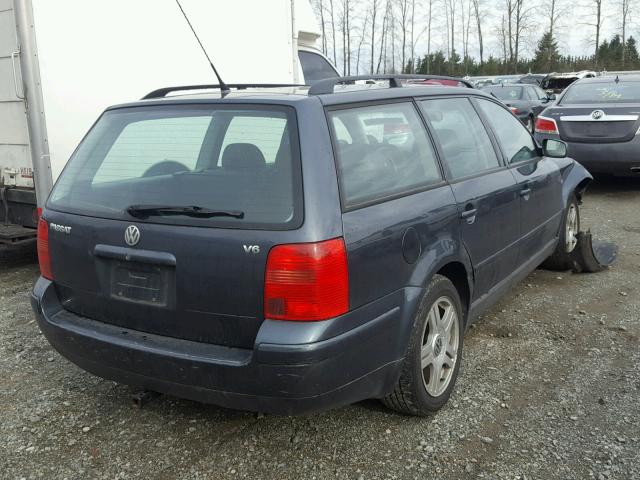 WVWJH63B71E000112 - 2001 VOLKSWAGEN PASSAT GLX 蓝色 照片 4