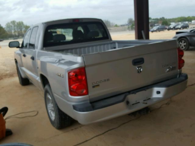 1D3HW38P69S789560 - 2009 DODGE DAKOTA SXT SILVER photo 3