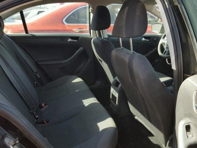 3VW2K7AJ8DM301120 - 2013 VOLKSWAGEN JETTA BASE 黑色 照片 6