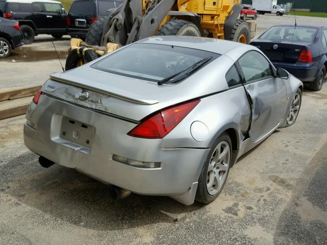 JN1AZ34DX5M604120 - 2005 NISSAN 350Z COUPE SILVER photo 4