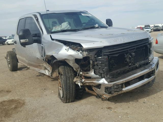 1FT8W3BT1HEE17796 - 2017 FORD F350 SUPER SILVER photo 1