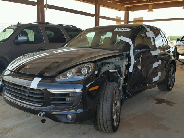 WP1AB2A24JLA60677 - 2018 PORSCHE CAYENNE S BLACK photo 2