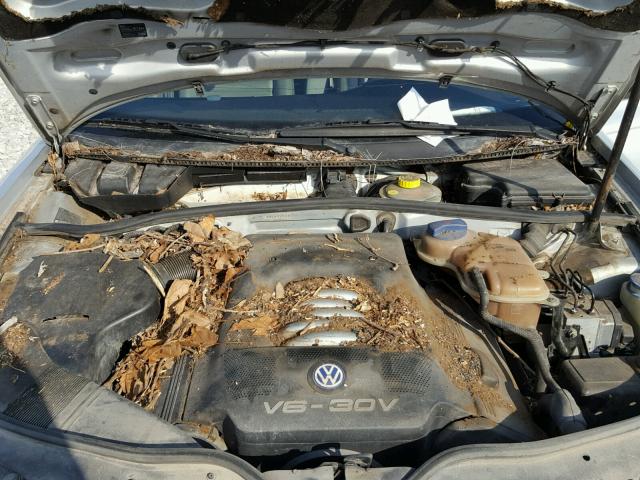 WVWBH63B51P016284 - 2001 VOLKSWAGEN PASSAT GLX 银色 照片 7