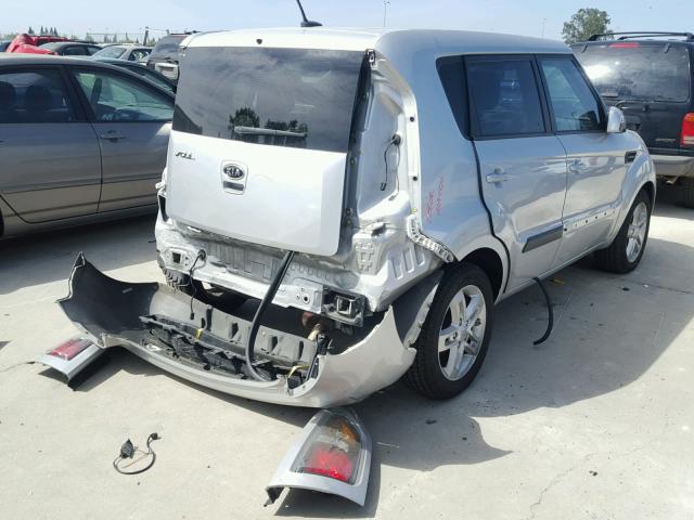 KNDJT2A27B7709574 - 2011 KIA SOUL + SILVER photo 4