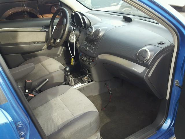 KL2TD66E99B669332 - 2009 PONTIAC G3 BLUE photo 5