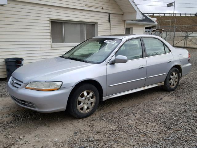 1HGCG566X1A074928 - 2001 HONDA ACCORD EX SILVER photo 2