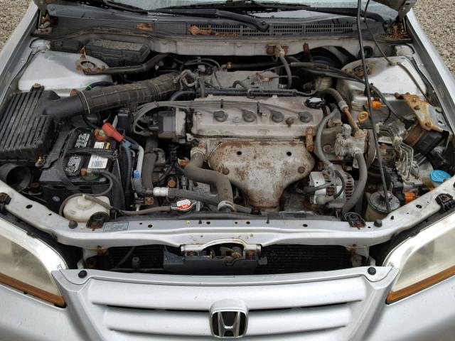 1HGCG566X1A074928 - 2001 HONDA ACCORD EX SILVER photo 7