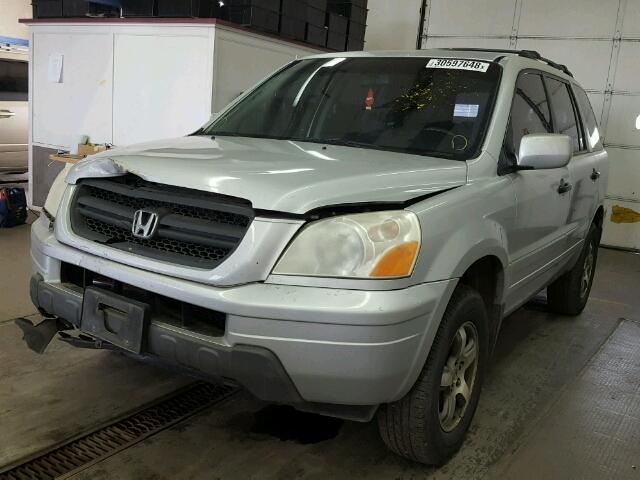 2HKYF18104H550716 - 2004 HONDA PILOT LX SILVER photo 2