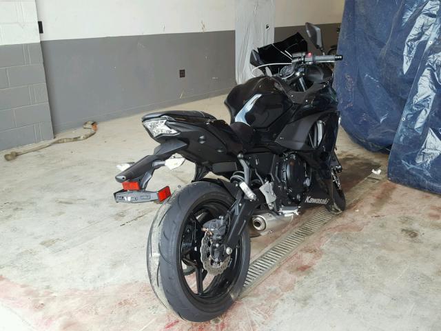 JKAEXEJ11HDA00855 - 2017 KAWASAKI EX650 J 黑色 照片 4