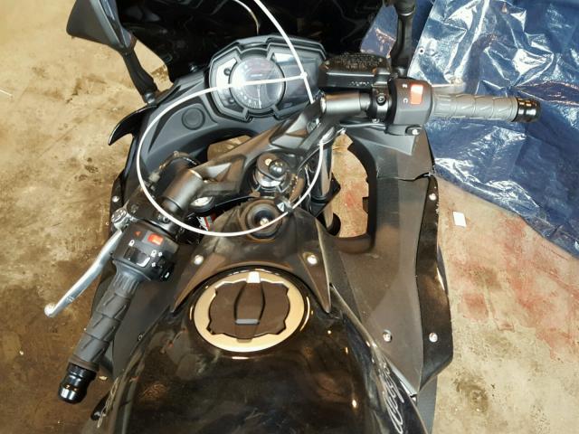 JKAEXEJ11HDA00855 - 2017 KAWASAKI EX650 J 黑色 照片 5