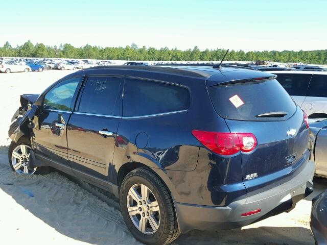 1GNKRGED6CJ175278 - 2012 CHEVROLET TRAVERSE L BLUE photo 3