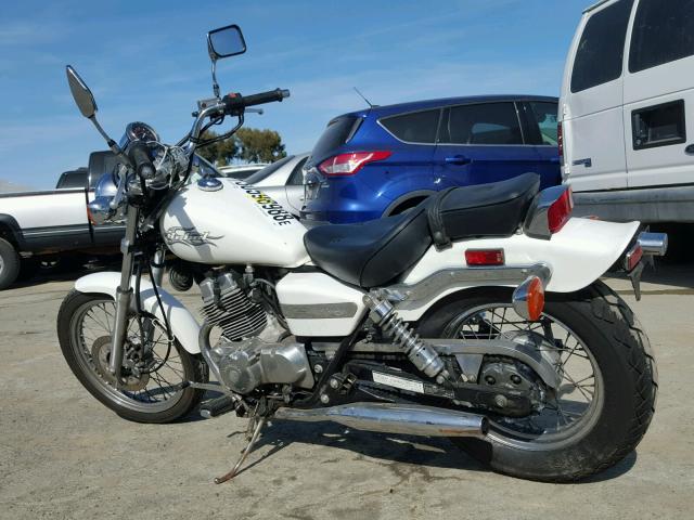 JH2MC13106K200674 - 2006 HONDA CMX250 C WHITE photo 3