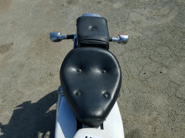 JH2MC13106K200674 - 2006 HONDA CMX250 C WHITE photo 6