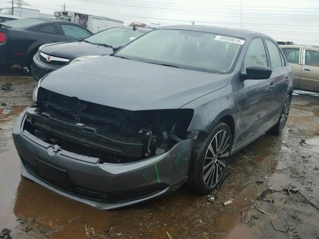 3VW1K7AJ3DM253098 - 2013 VOLKSWAGEN JETTA BASE 灰色 照片 2