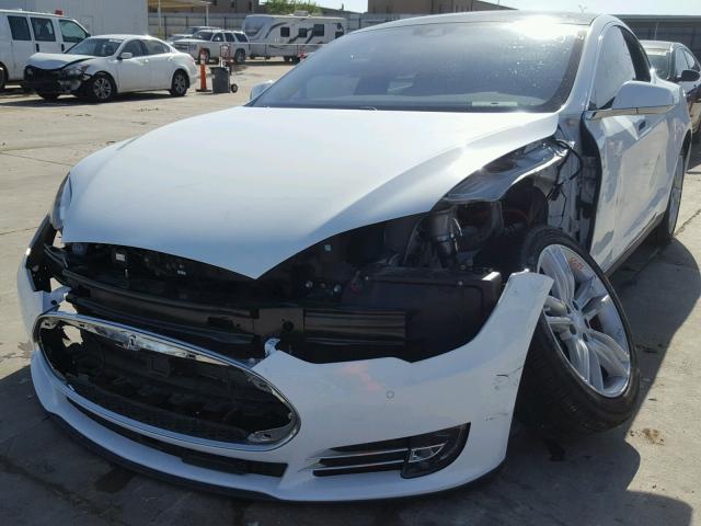 5YJSA1E26FF117355 - 2015 TESLA MODEL S WHITE photo 2