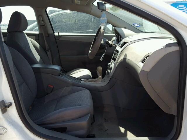 1G1ZC5E01AF179368 - 2010 CHEVROLET MALIBU 1LT 白色 照片 5