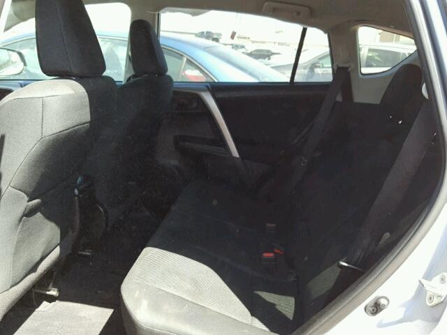 2T3ZFREV4HW395046 - 2017 TOYOTA RAV4 LE SILVER photo 6