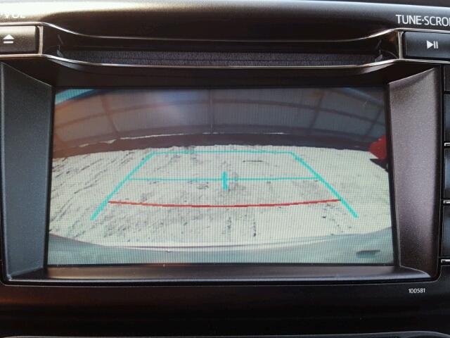 2T3ZFREV4HW395046 - 2017 TOYOTA RAV4 LE SILVER photo 9