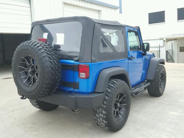 1C4AJWAG9GL272152 - 2016 JEEP WRANGLER S BLUE photo 4