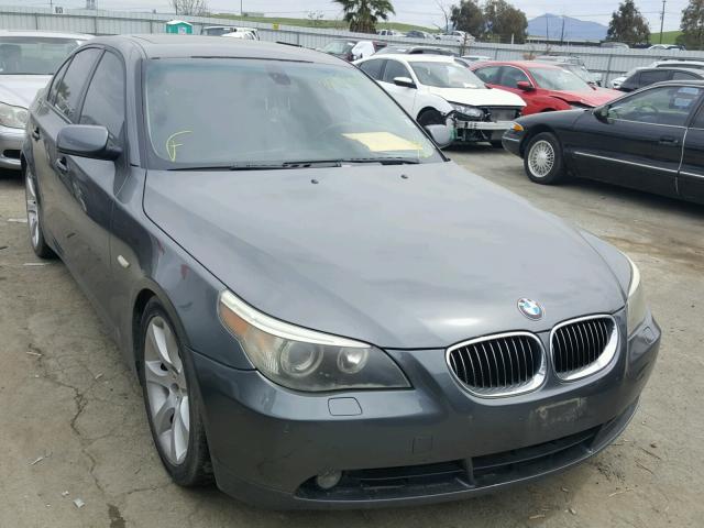 WBANB33505CN66977 - 2005 BMW 545 I GRAY photo 1