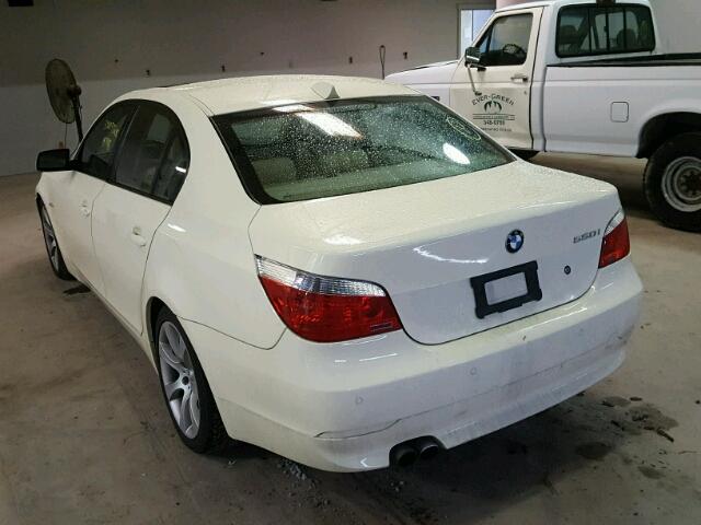 WBANB53596CP00480 - 2006 BMW 550 I WHITE photo 3