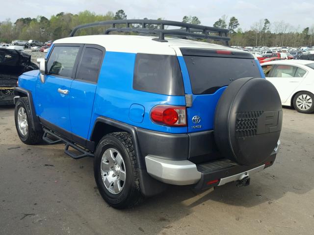 JTEBU11F770069859 - 2007 TOYOTA FJ CRUISER BLUE photo 3