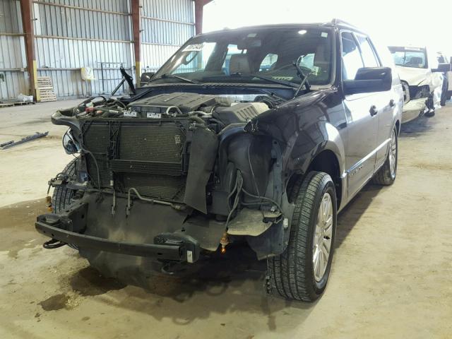 5LMJJ2J54CEL04519 - 2012 LINCOLN NAVIGATOR BLACK photo 2