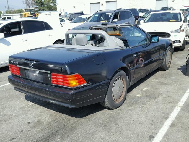 WDBFA61EXNF042876 - 1992 MERCEDES-BENZ 300 SL BLACK photo 4