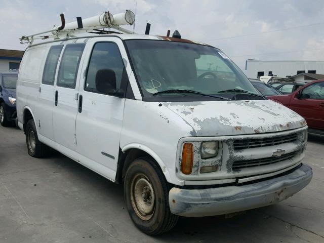 1GCFG25W3W1040252 - 1998 CHEVROLET EXPRESS G2 WHITE photo 1