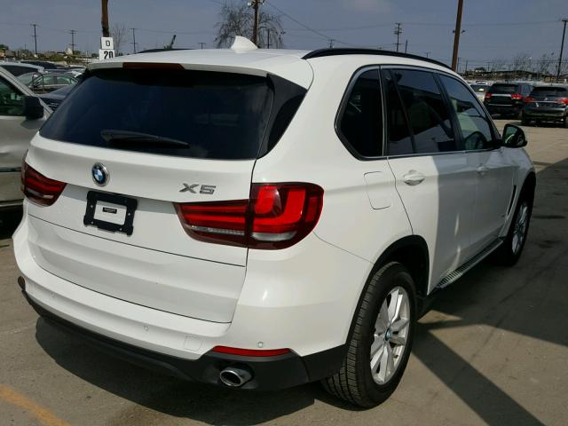 5UXKR0C55F0P12050 - 2015 BMW X5 XDRIVE3 WHITE photo 4